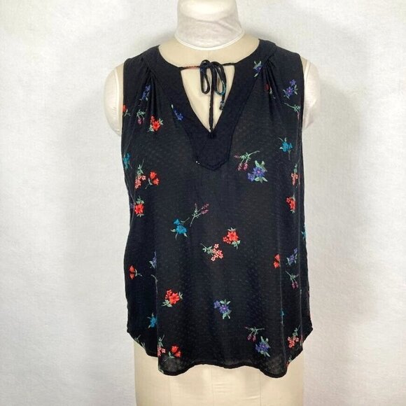 🔥 3/$15 🔥 Old Navy Sleeveless Tank Top Floral Lightweight Summer Cottage M - Picture 1 of 5